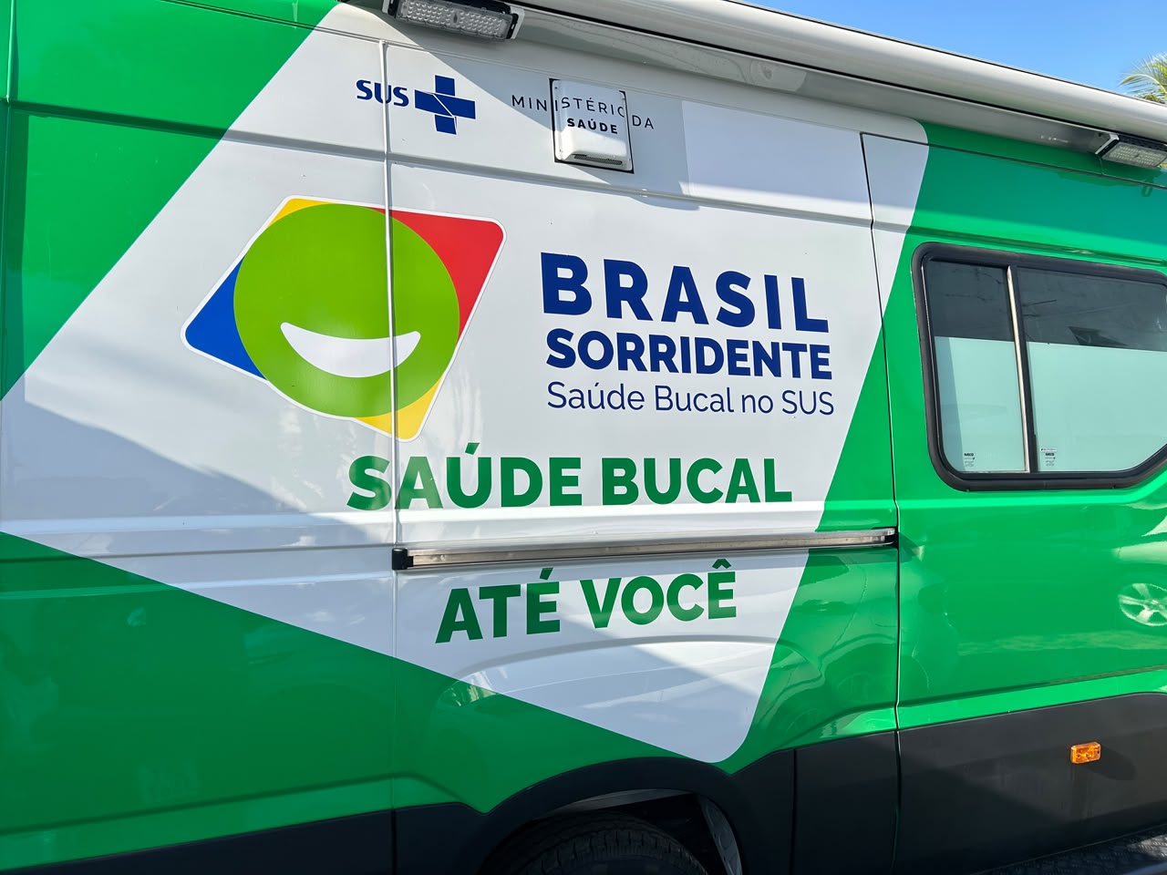 MUNIZ FERREIRA RECEBE ODONTOMÓVEL DO BRASIL SORRIDENTE COM RAIO X E EQUIPAMENTOS PARA AMPLIAR ATENDIMENTO DE SAÚDE BUCAL