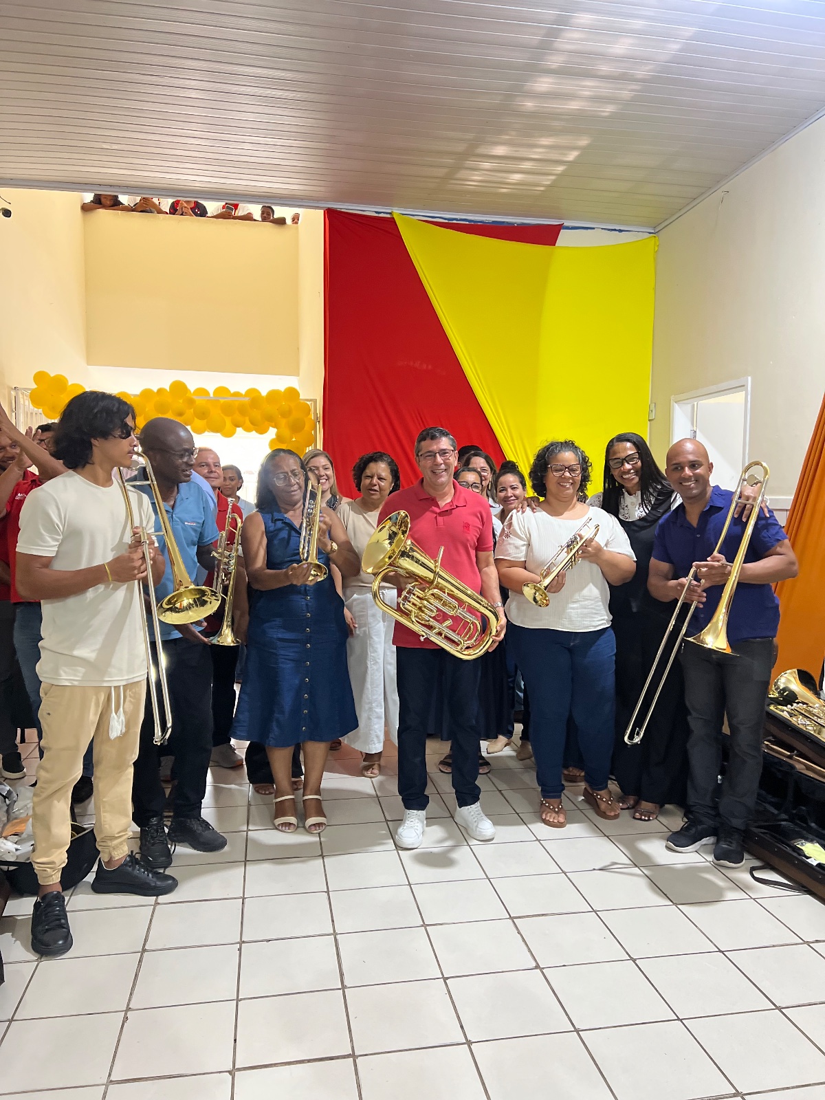 PREFEITURA MUNICIPAL DE NAZARÉ ENTREGA MAIS DE 60 INSTRUMENTOS MUSICAIS PARA ESCOLAS DA REDE MUNICIPAL