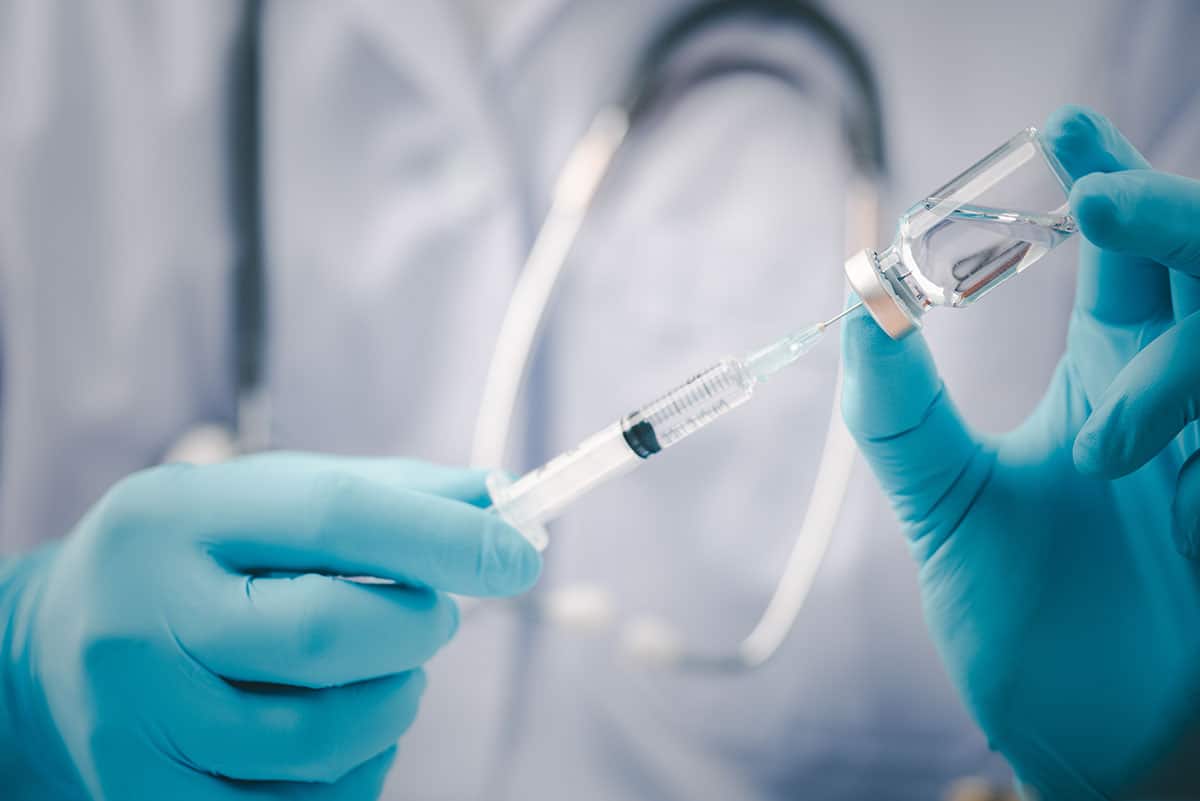 ANVISA AMPLIA USO DE VACINA CONTRA MENINGITE PARA BEBÊS A PARTIR DE SEIS SEMANAS