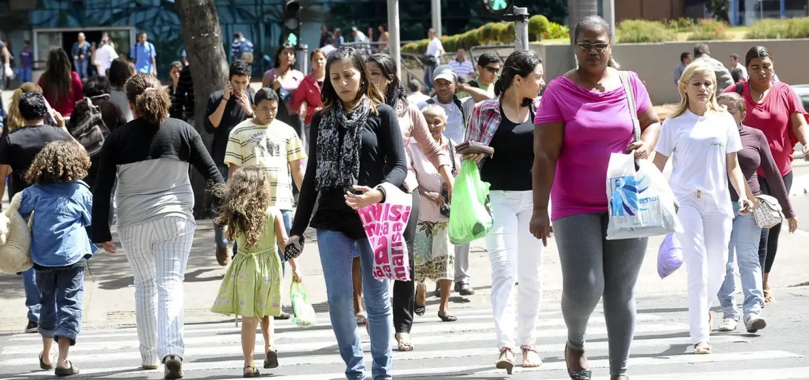 DESEMPREGO SOBE PARA 5,8% EM FEVEREIRO, MAS É O MENOR PARA O PERÍODO DESDE 2012